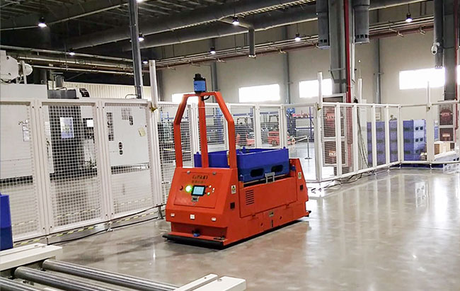 Material Handling AGV LGV Robot Roller Conveyor For Warehouse Pallets Transportation